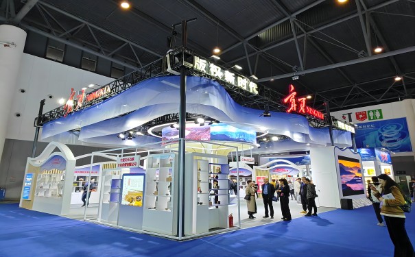 新手參展商如何找專(zhuān)業(yè)的重慶展臺(tái)搭建公司？